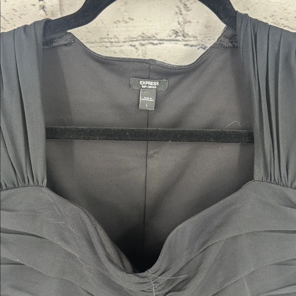 EXPRESS Body Contour Black Mesh Crop Sweetheart Neckline Top -- Size Large EUC!